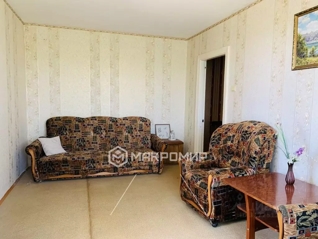2-к кв. Орловская область, Орел Рощинская ул., 31 (50.0 м) - Фото 0