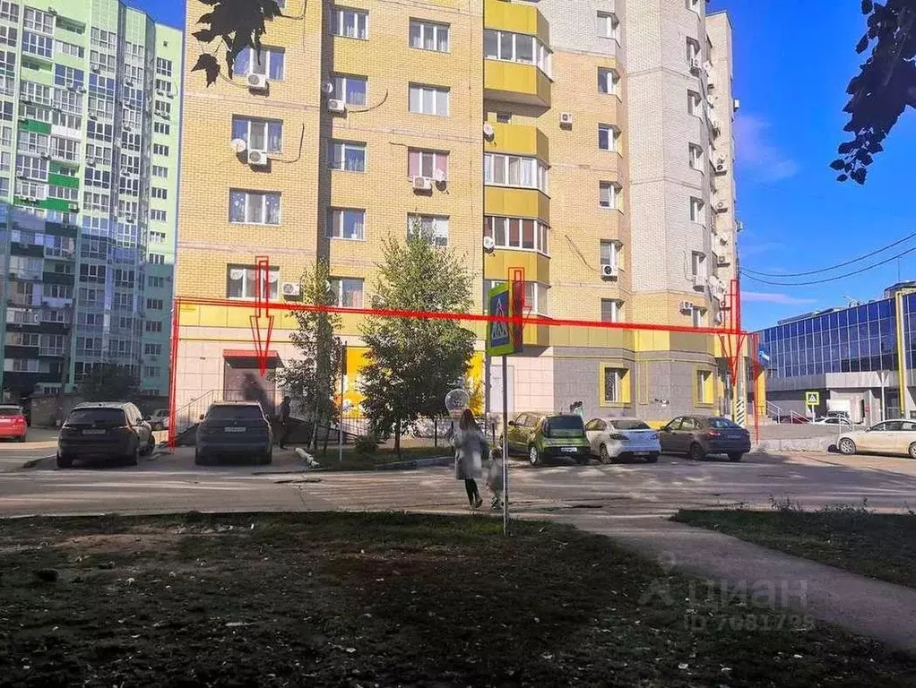 Торговая площадь в Саратовская область, Энгельс ул. Ленина, 2 (244.0 . - Фото 1