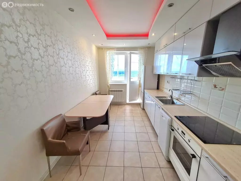 3-комнатная квартира: Балашиха, улица Дёмин Луг, 6/5 (83.9 м) - Фото 1