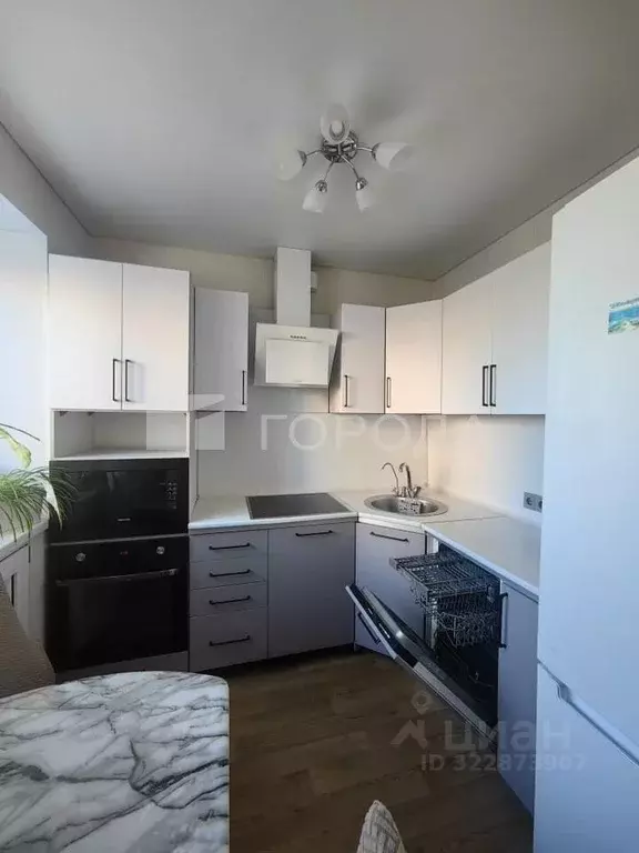 3-к кв. Новосибирская область, Новосибирск ул. Кошурникова, 13 (57.0 ... - Фото 1