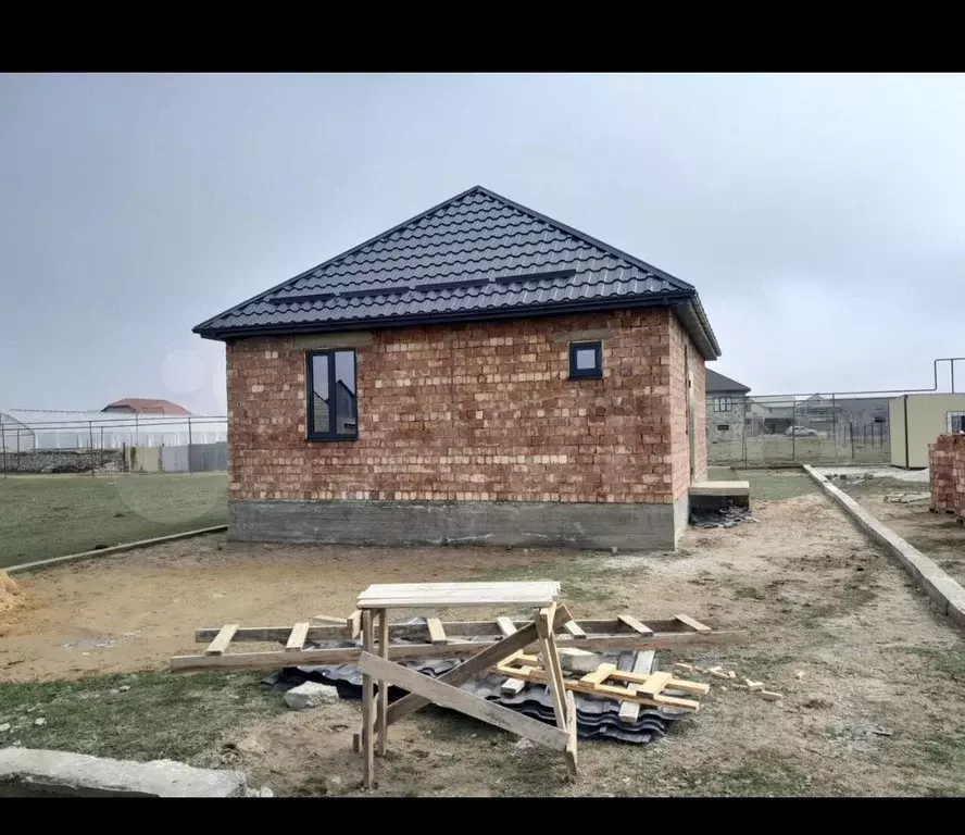 Дом в Дагестан, Карабудахкентский район, Манаскент с/пос, с. Манаскент ... - Фото 1