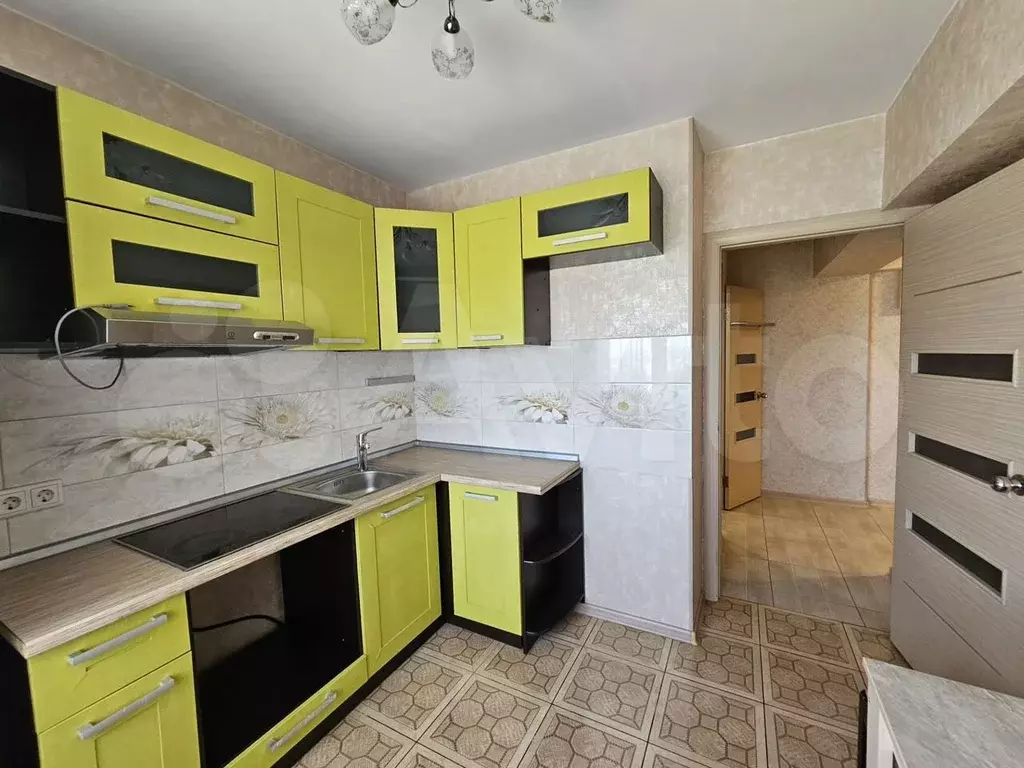 1-к. квартира, 40 м, 9/9 эт. - Фото 0