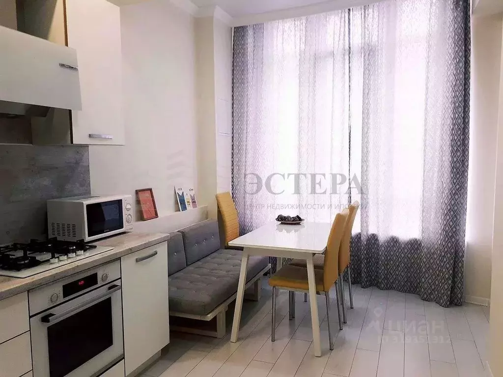 3-к кв. Краснодарский край, Геленджик Курортная ул., 14Бк2 (86.1 м) - Фото 0