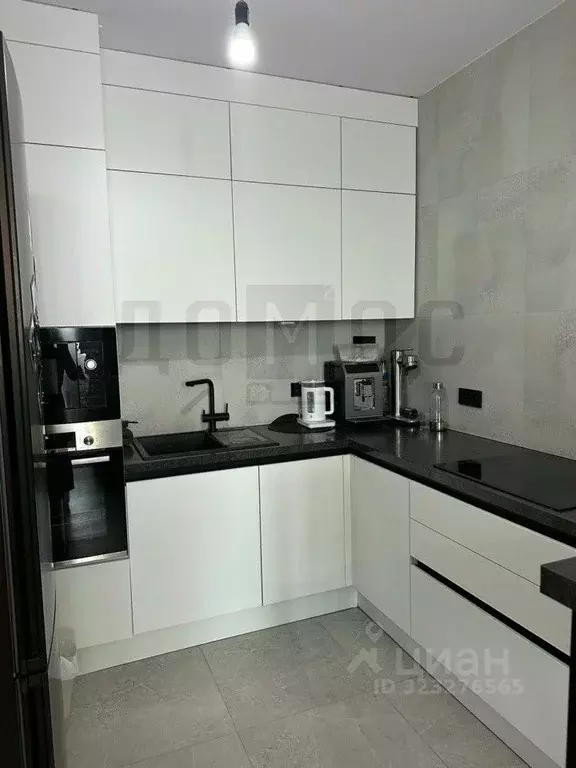 1-к кв. Свердловская область, Екатеринбург ул. Машинная, 31Д (41.2 м) - Фото 1