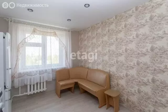 2-комнатная квартира: Тобольск, 7-й микрорайон, 38 (55 м) - Фото 1