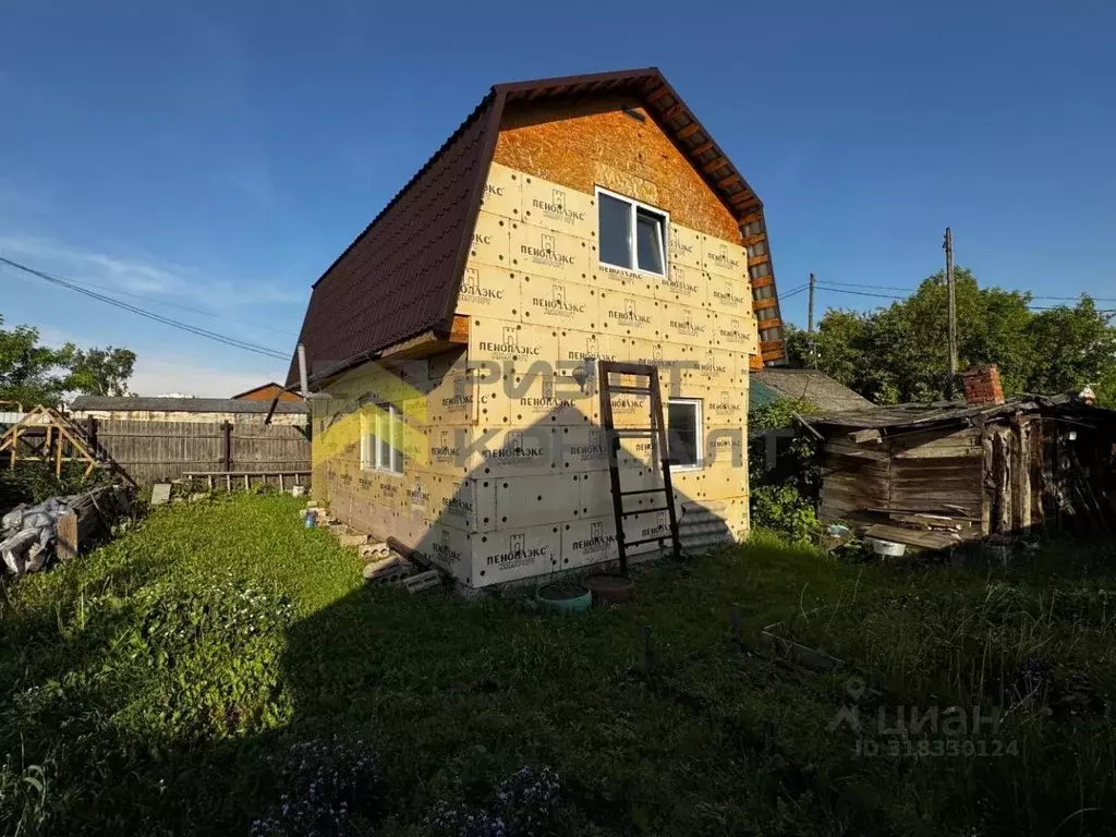 Дом в Омская область, Омск Средняя ул., 151 (127 м) - Фото 1