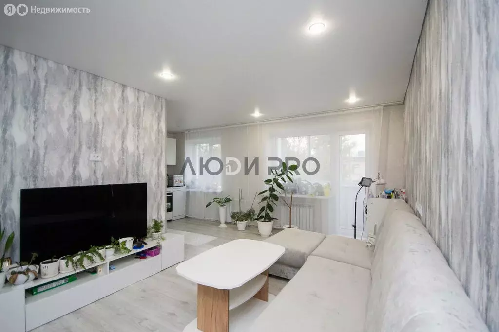 2-комнатная квартира: Балаково, Волжская улица, 57 (46 м) - Фото 1