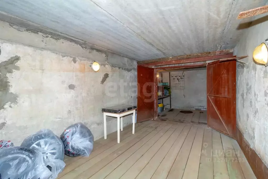 Гараж в Тюменская область, Тюмень ул. Ветеранов Труда, 38 (28 м) - Фото 1