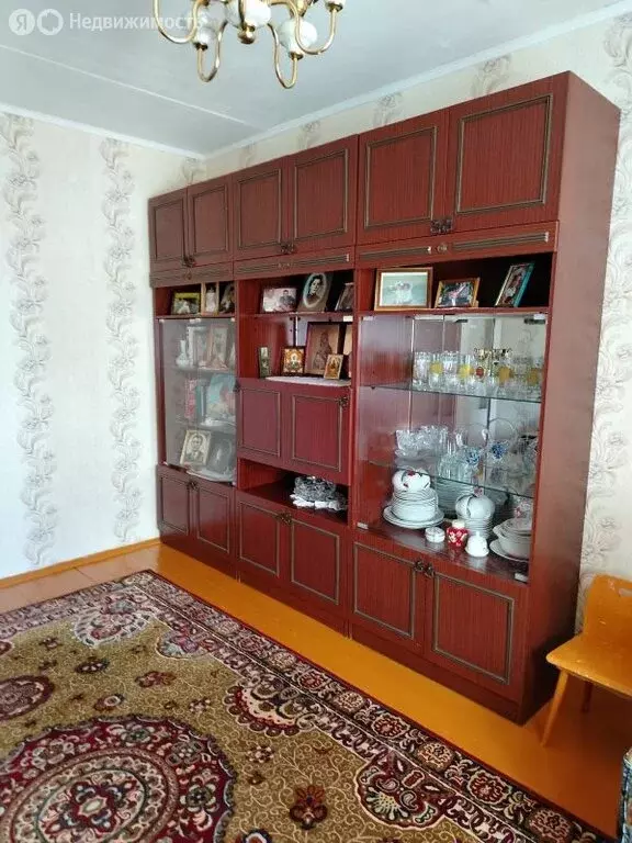 3-комнатная квартира: Усть-Илимск, улица Энгельса, 27 (63.4 м) - Фото 0