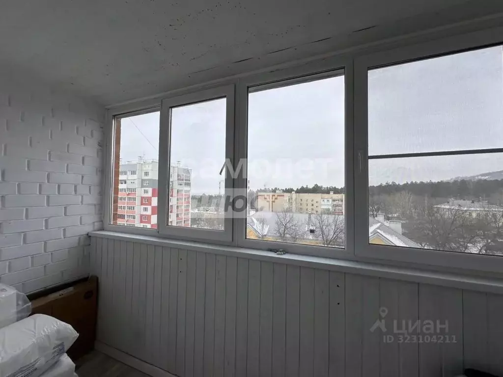 2-к кв. Челябинская область, Миасс ул. Победы, 12 (70.0 м) - Фото 2