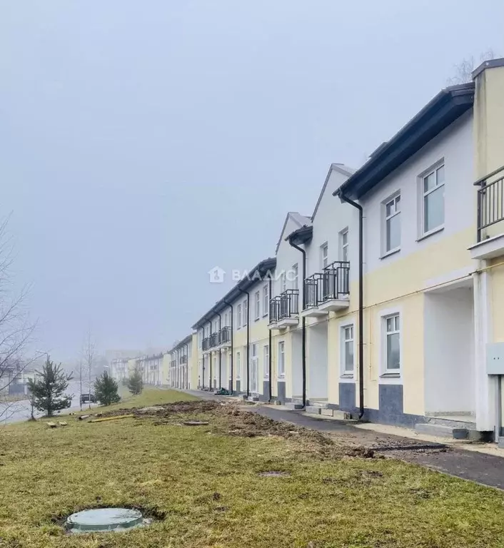 Таунхаус в Ленинградская область, Всеволожский район, Бугровское ... - Фото 1