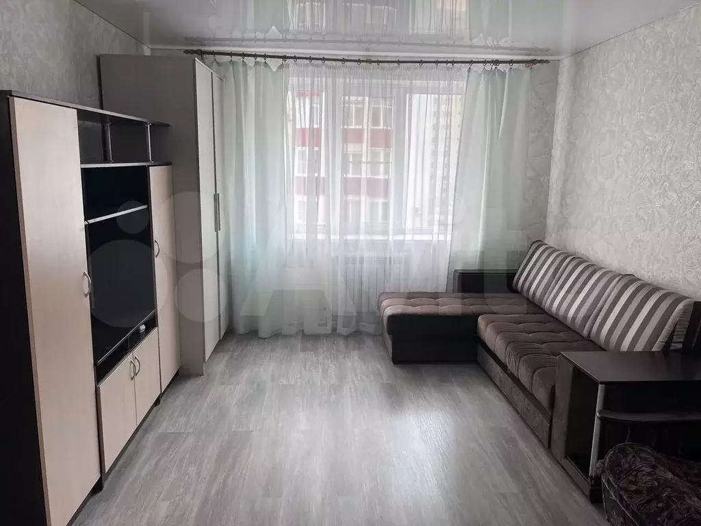 1-к. квартира, 42 м, 3/10 эт. - Фото 1