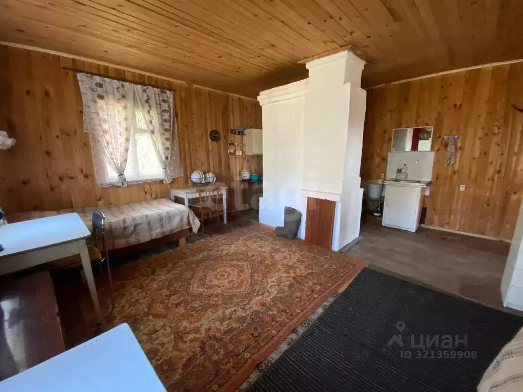 Дом в Псковская область, Струго-Красненский район, д. Ротный Двор ул. ... - Фото 1