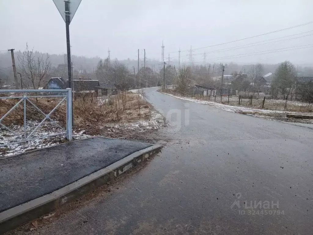 Участок в Ленинградская область, Волховский район, Бережковское с/пос, ... - Фото 1