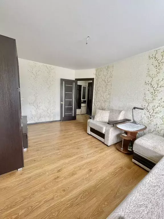 2-к. квартира, 50 м, 9/9 эт. - Фото 1