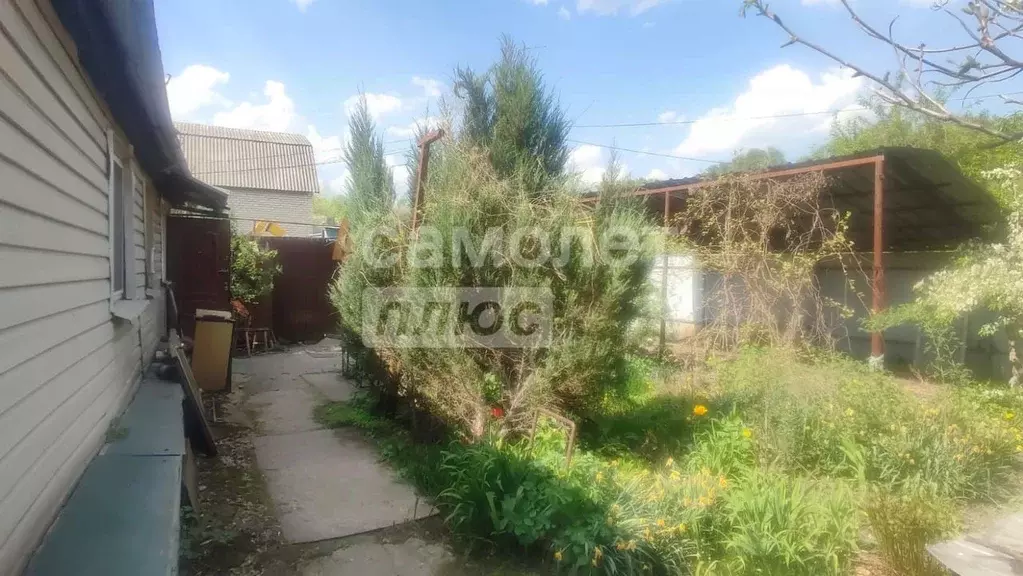 Дом в Белгородская область, Старый Оскол пер. Токарева (50 м) - Фото 1