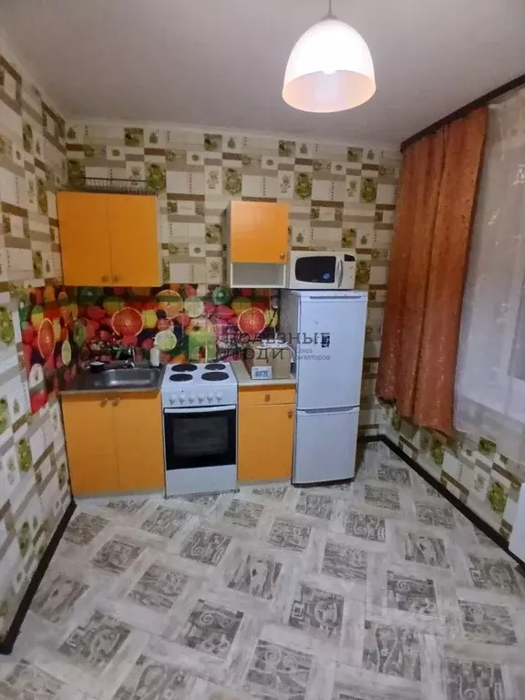 1-к кв. Курганская область, Курган Заозерный жилрайон, 5-й мкр, 25к3 ... - Фото 1