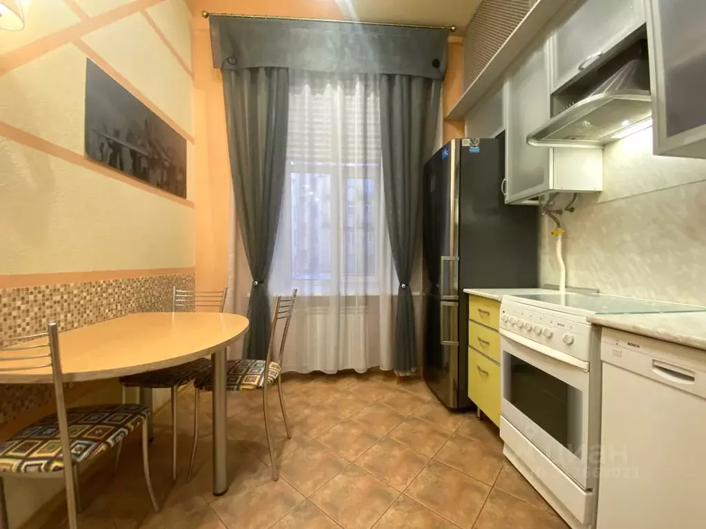 2-к кв. Санкт-Петербург ул. Большая Зеленина, 13 (61.8 м) - Фото 0