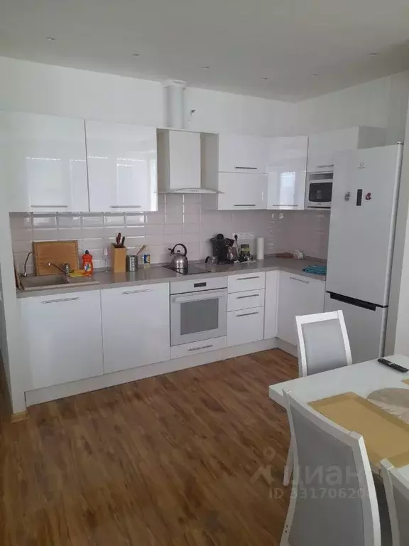 3-к кв. Москва ул. Мельникова, 3к3 (91.0 м) - Фото 2