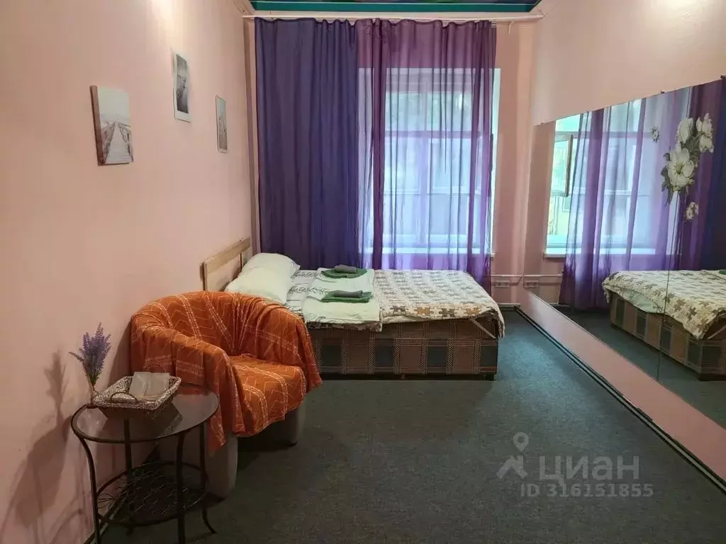 Комната Санкт-Петербург Итальянская ул., 12Е - Фото 0