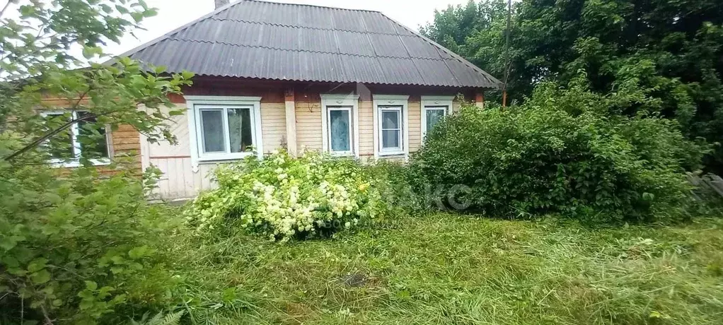 Дом в Брянская область, Дятьковский район, Бытошь рп ул. Пионерская ... - Фото 0