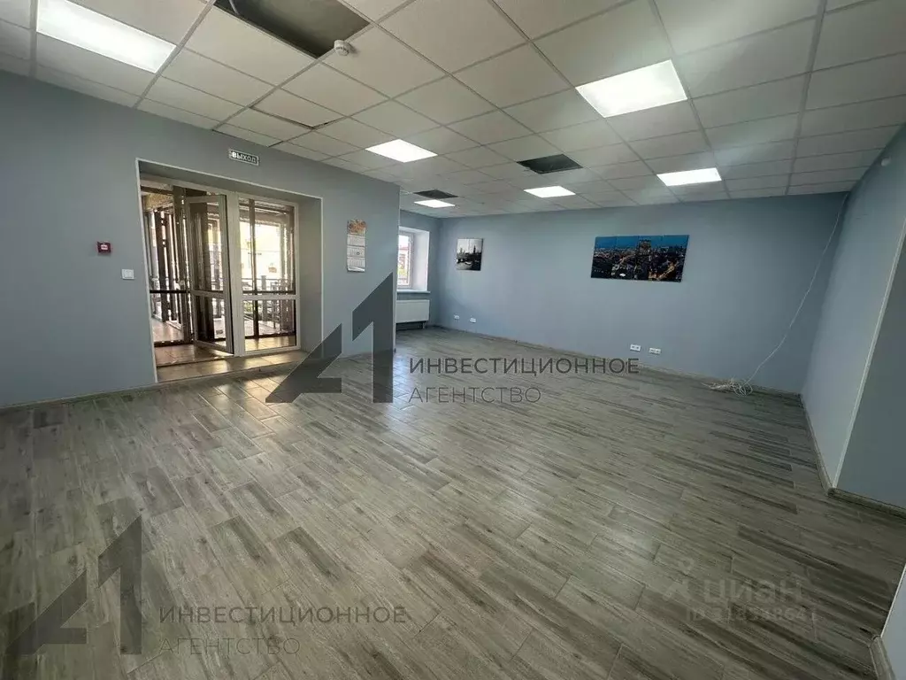 Офис в Тюменская область, Тюмень ул. Дружбы, 73к2 (109 м) - Фото 1