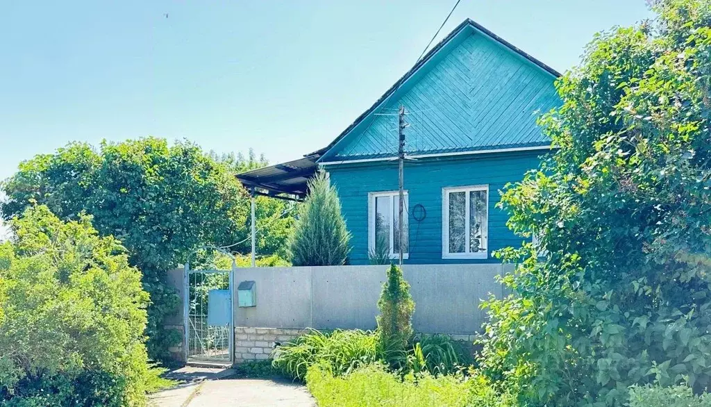 Дом в Волгоградская область, Краснослободск Среднеахтубинский район, ... - Фото 0