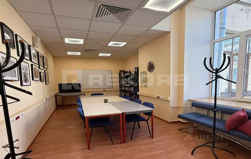Офис в Санкт-Петербург Большая Морская ул., 3-5 (32 м) - Фото 2
