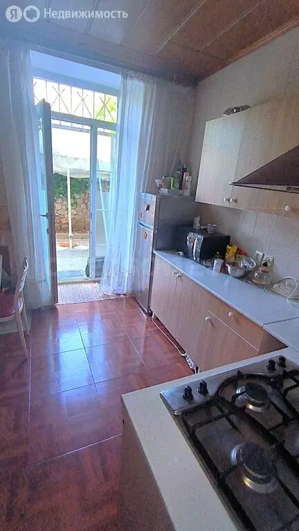 3-комнатная квартира: Севастополь, улица Шмидта, 4 (74.6 м) - Фото 1