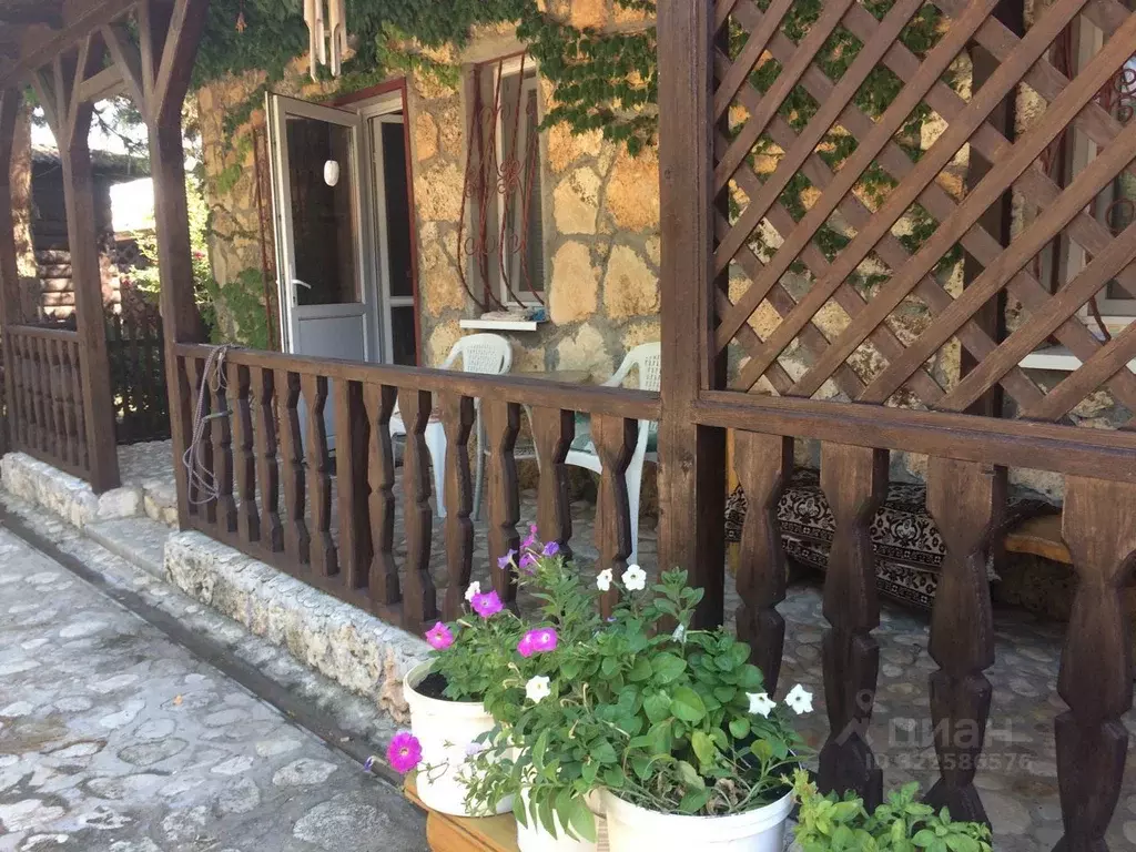 Дом в Крым, Черноморское пгт, Кипарис СНТ ул. Офицерская (70 м) - Фото 1