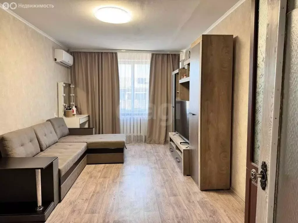 3-комнатная квартира: Севастополь, Батумская улица, 34 (69.2 м) - Фото 1