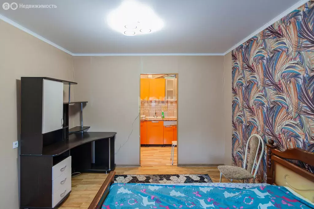 1к в 8-комнатной квартире ( м) - Фото 1