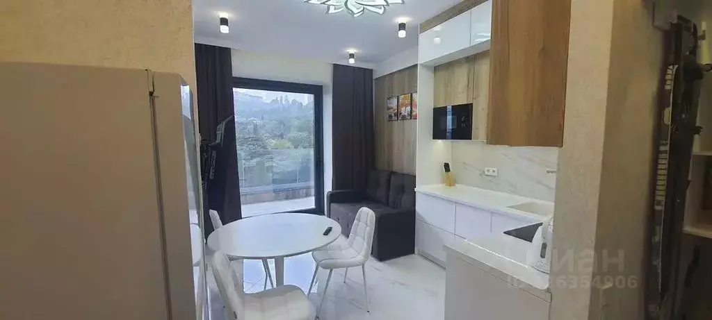 2-к кв. Крым, Ялта проезд Парковый, 6Б (45.0 м) - Фото 1