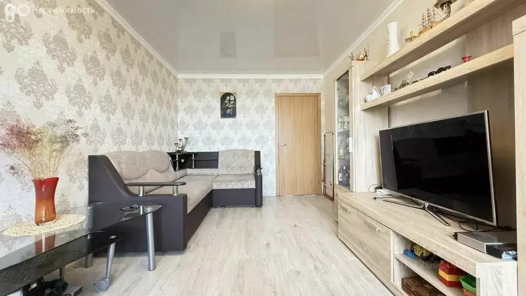 3-комнатная квартира: Калининград, улица Генерала Челнокова, 38 (82.1 ... - Фото 2