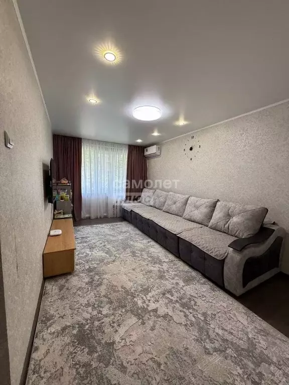 2-к кв. Омская область, Омск ул. 12 Декабря, 112 (59.8 м) - Фото 1