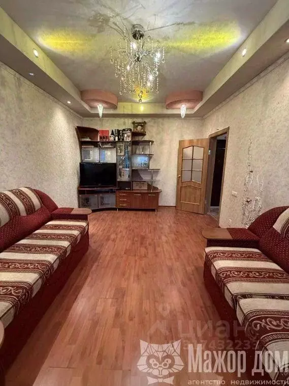 3-к кв. Саха (Якутия), Нерюнгри Южно-Якутская ул., 37 (77.4 м) - Фото 1