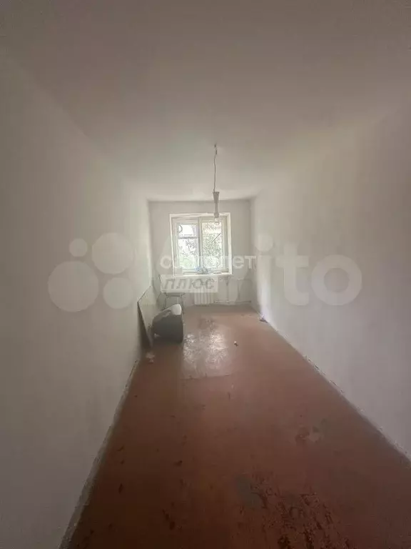 Комната 12,6 м в 1-к., 4/4 эт. - Фото 0