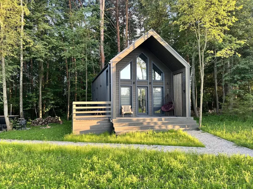 Дом в Московская область, Серпухов городской округ, Лисенки-3 тер. 13 ... - Фото 1