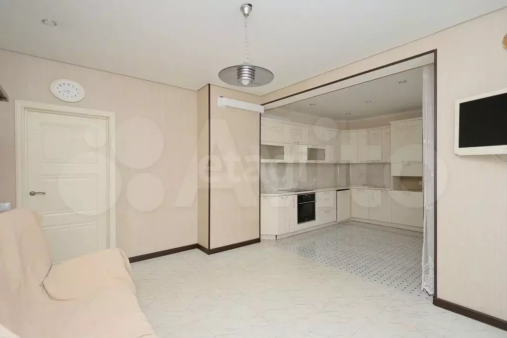 3-к. квартира, 120 м, 2/17 эт. - Фото 1