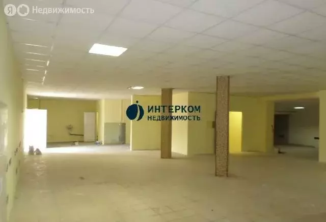 Торговая площадь (260 м) - Фото 1