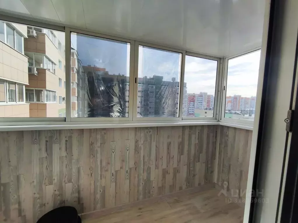 Студия Алтайский край, Барнаул Балтийская ул., 103 (30.0 м) - Фото 1