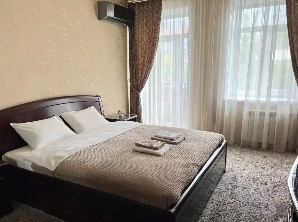 2-к кв. Приморский край, Владивосток ул. 1-я Морская, 16А (52.0 м) - Фото 0