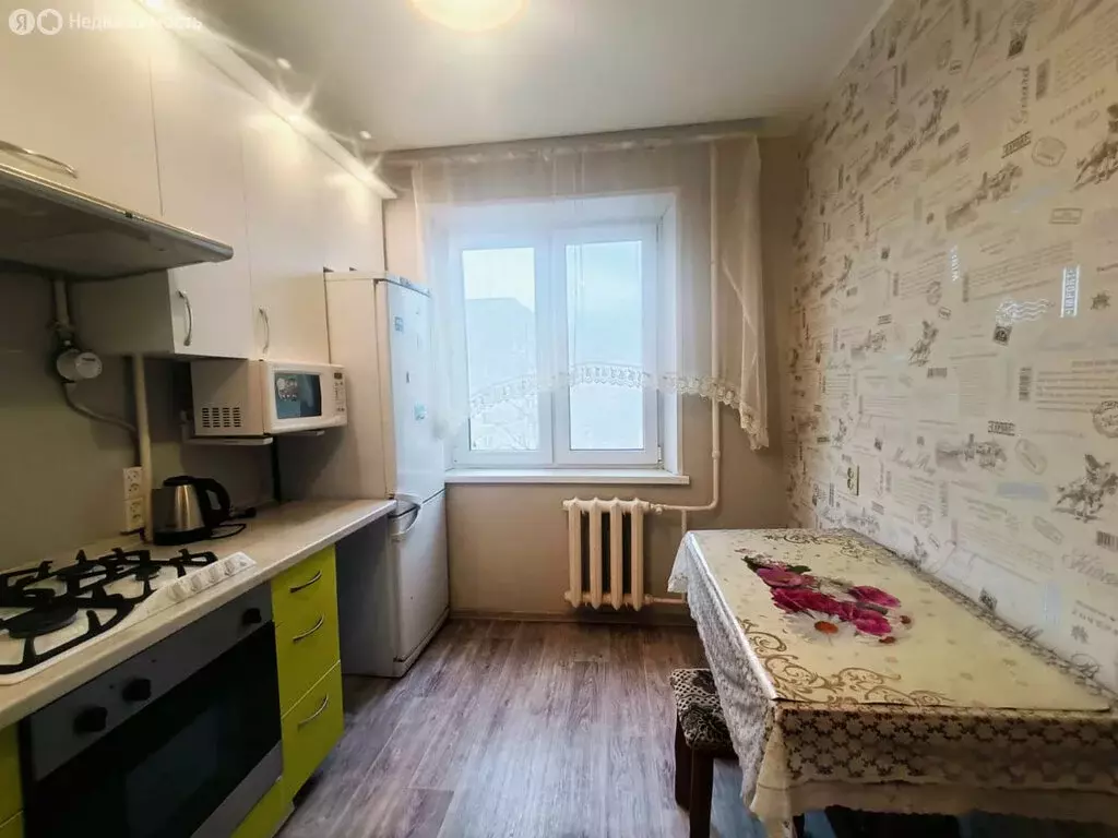 3-комнатная квартира: Орёл, улица Чечневой, 1 (67 м) - Фото 0