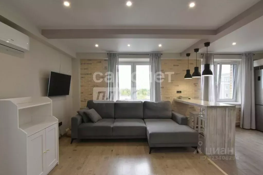 2-к кв. Кировская область, Киров ул. Правды, 2а (53.8 м) - Фото 0