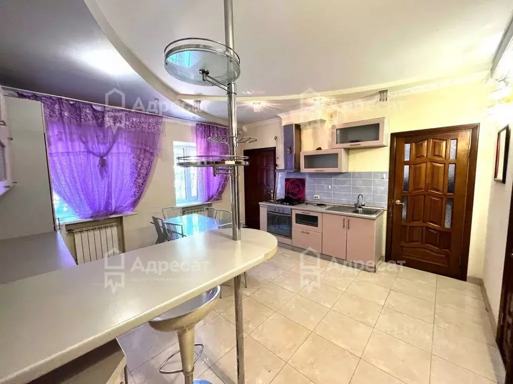 Дом в Волгоградская область, Волгоград Солнечный мкр, ул. Летняя, 12 ... - Фото 1