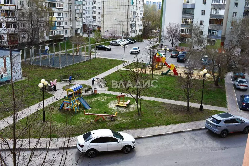 2-к кв. Белгородская область, Белгород ул. Чапаева, 13 (57.0 м) - Фото 1