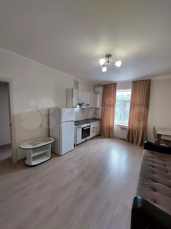 1-к. квартира, 40 м, 2/9 эт. - Фото 0