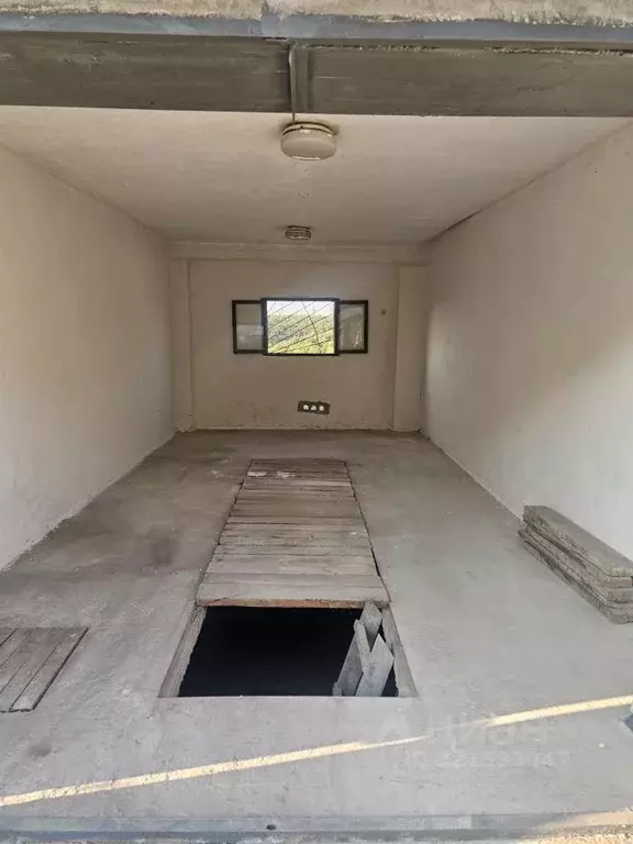 Гараж в Севастополь ул. Горпищенко (42 м) - Фото 2