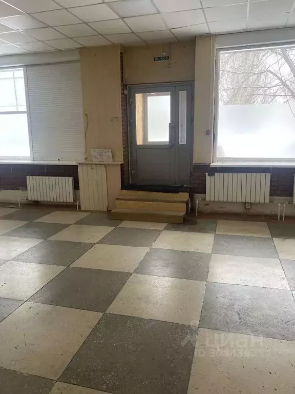 Торговая площадь в Самарская область, Тольятти ул. Мира, 115 (402 м) - Фото 0