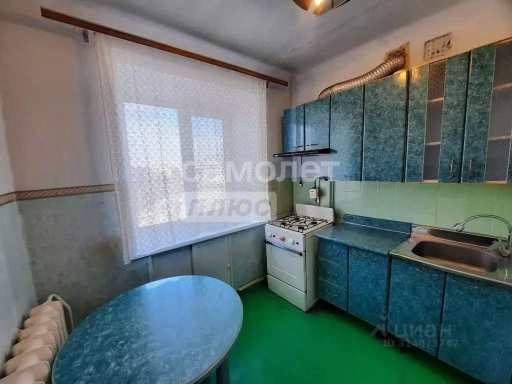 2-к кв. Хабаровский край, Комсомольск-на-Амуре Комсомольская ул., 65 ... - Фото 0
